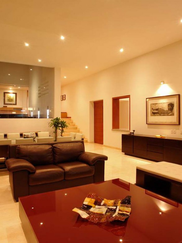 spanish-interior-decorating-black-sofa-587x784